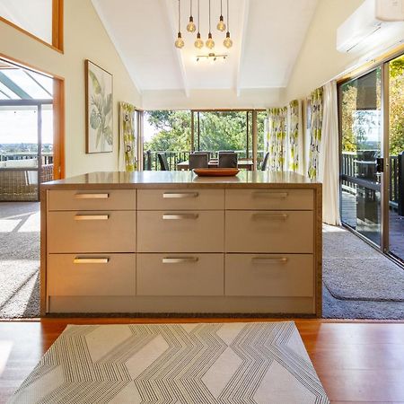 Sherwood Lodge 4-Bedroom Holiday Home With Spectacular Views Christchurch Kültér fotó