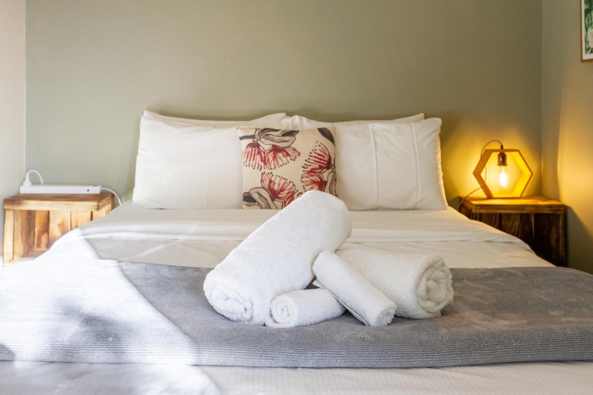 Sherwood Lodge 4-Bedroom Holiday Home With Spectacular Views Christchurch Kültér fotó